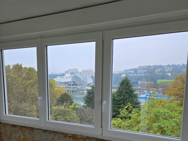 FERMETURE DE BALCON. Un vent de fraîcheur pour votre habitat - MVM MENUISIER